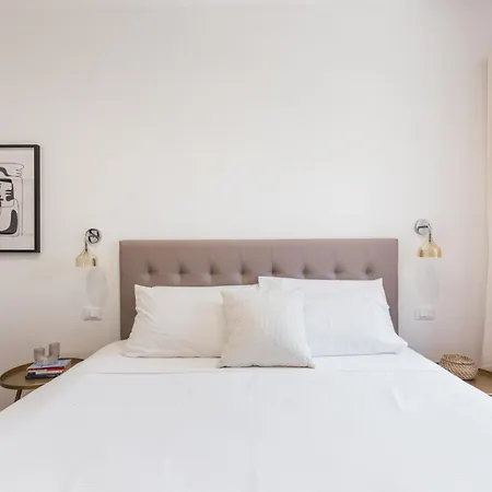 The Rent - Spacious Three-bedroom In Prati Area Διαμέρισμα *