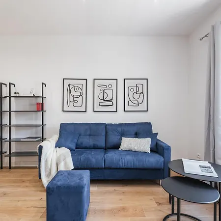 The Rent - Spacious Three-bedroom In Prati Area 罗马